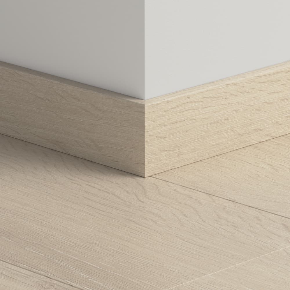 Плинтус ПВХ прямой для LVT Pergo PGVSK40080 Дуб светло-бежевый 2400х12х58