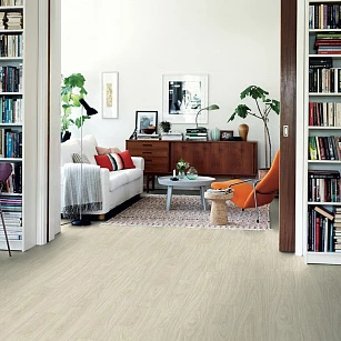 Плитка ПВХ Pergo Classic Plank Premium Click V2107-40020 Дуб Нордик белый (2,105) в интерьере