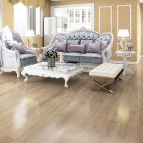 ПВХ Покрытие Calitex Diamonds Ruby Plank Click DM101 1220x228x6 (1,947 м2) в интерьере